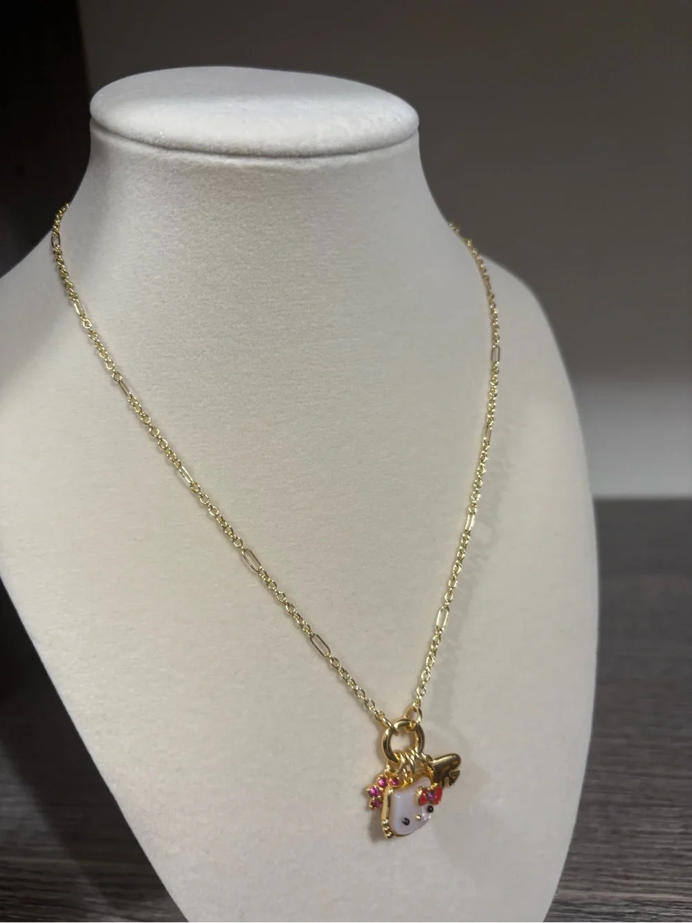 NWOT Kate Spade x Hello Kitty Charm Necklace